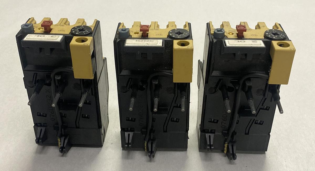 Used ALLEN BRADLEY,193-BSB-12,SER B OVERLOAD RELAY 0.8-1.2A LOT OF 3
