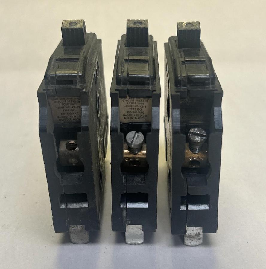 Used SQUARE D,QO120,CIRCUIT BREAKER 20A 120/240V 1P LOT OF 3
