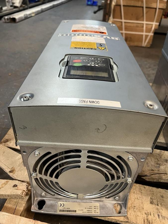 Used EATON,SVX030A1-4A1B1,SCX9000 AC DRIVE 30HP