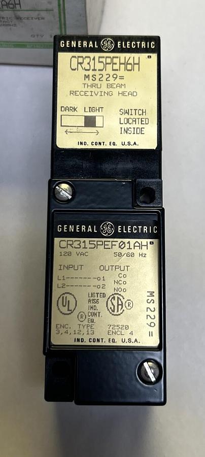 Used GENERAL ELECTRIC,CR315PE001A6H,PHOTOELECTRIC RECEIVER NEW