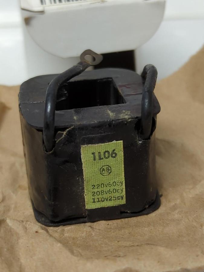 Used ALLEN BRADLEY,1L06,COIL 220V 60CY 110V 25CY LOT OF 2 PRE-OWNED