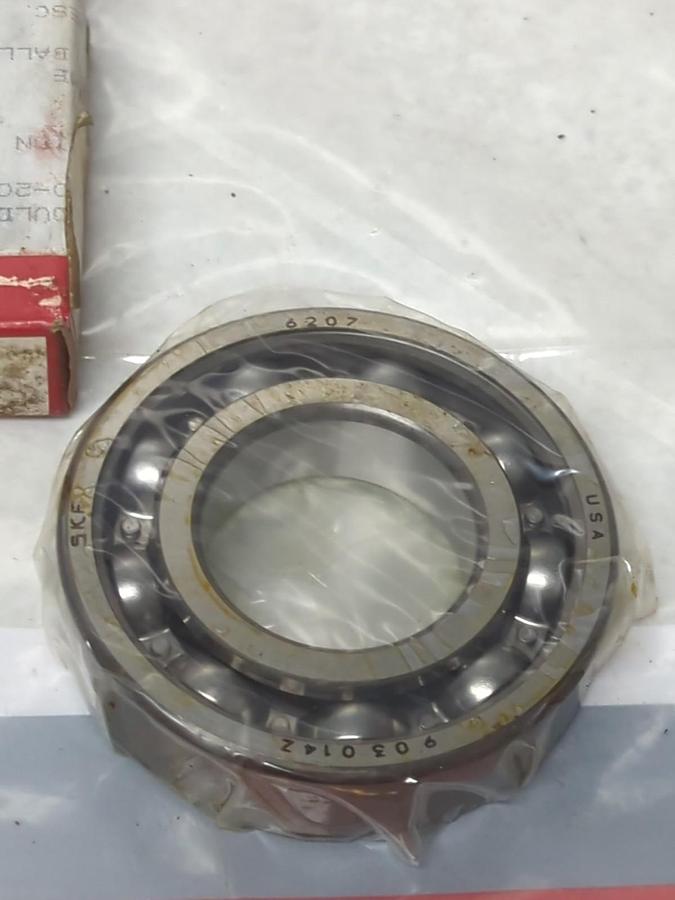 SKF,6207,DEEP GROOVE BALL BEARING NOS