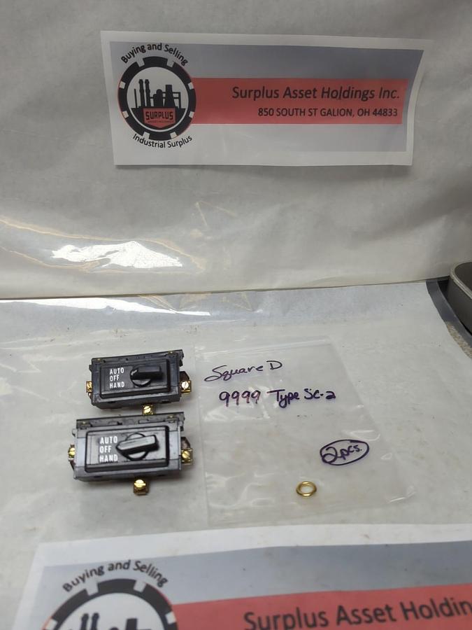 Used SQUARE D,9999,TYPE SC-2 HAND-OFF-AUTO SELECTOR SWITCH LOT OF 2 PRE-OWNED