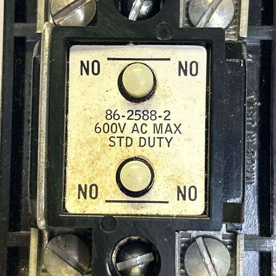 CUTLER HAMMER,86-2588-2,PUSH BUTTON FAST / SLOW NOS