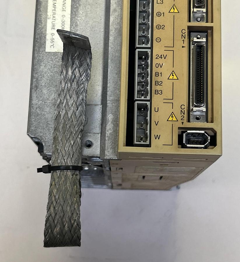 Used YASKAWA,SGDH-05DE,SERVOPACK SERVO DRIVE .5KW