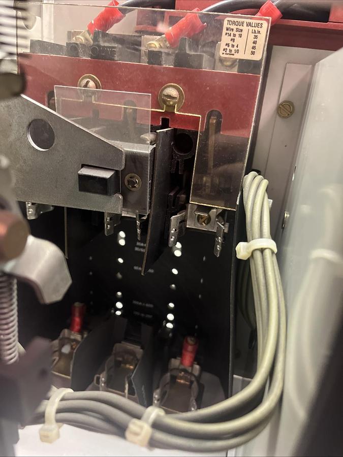 Used CUTLER HAMMER,F2100,DUAL DISCONNECT MCC BUCKET 100A BREAKER 30AMP FUSED