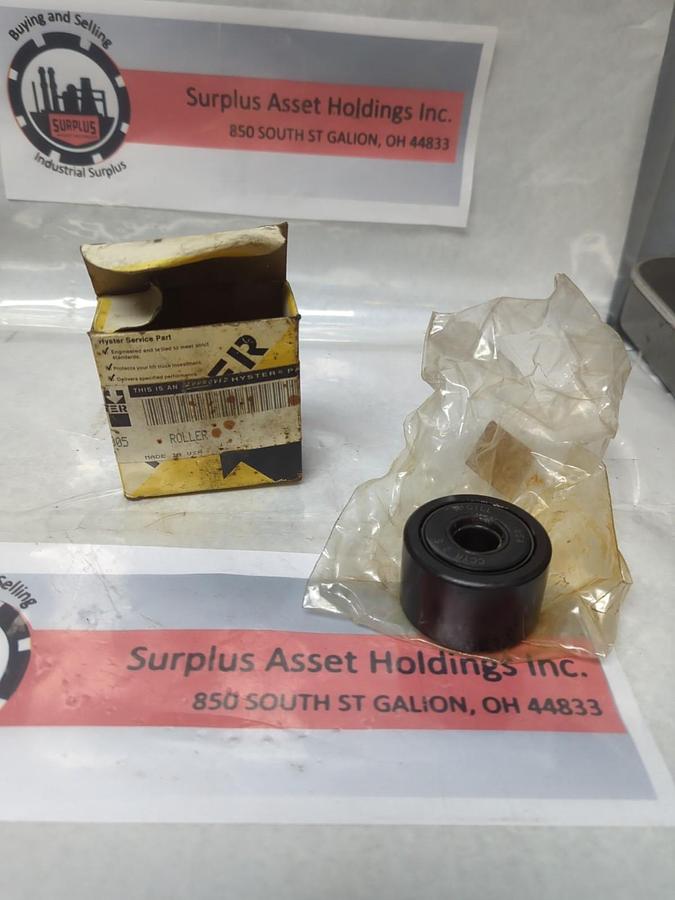 HYSTER,244005,CAM YOKE ROLLER MCGILL CCYR-2S NOS