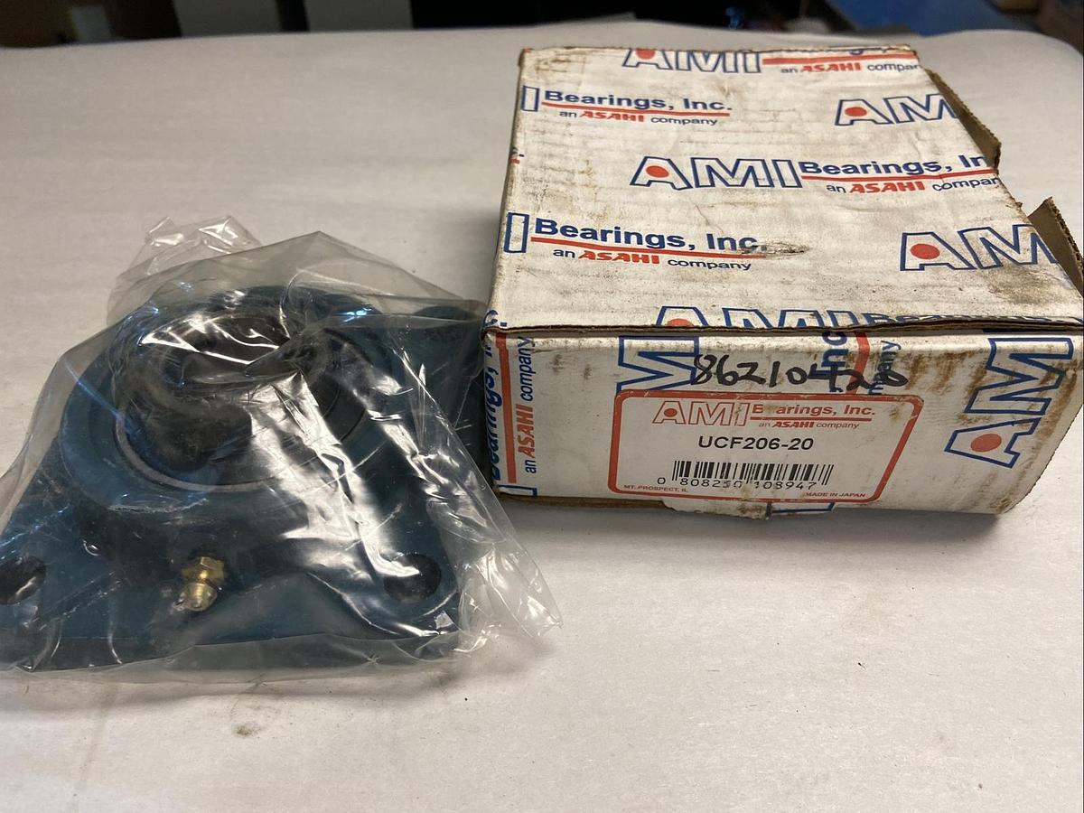 Used AMI,UCF206-20,1-1/4 INCH Flange Bearing NOS