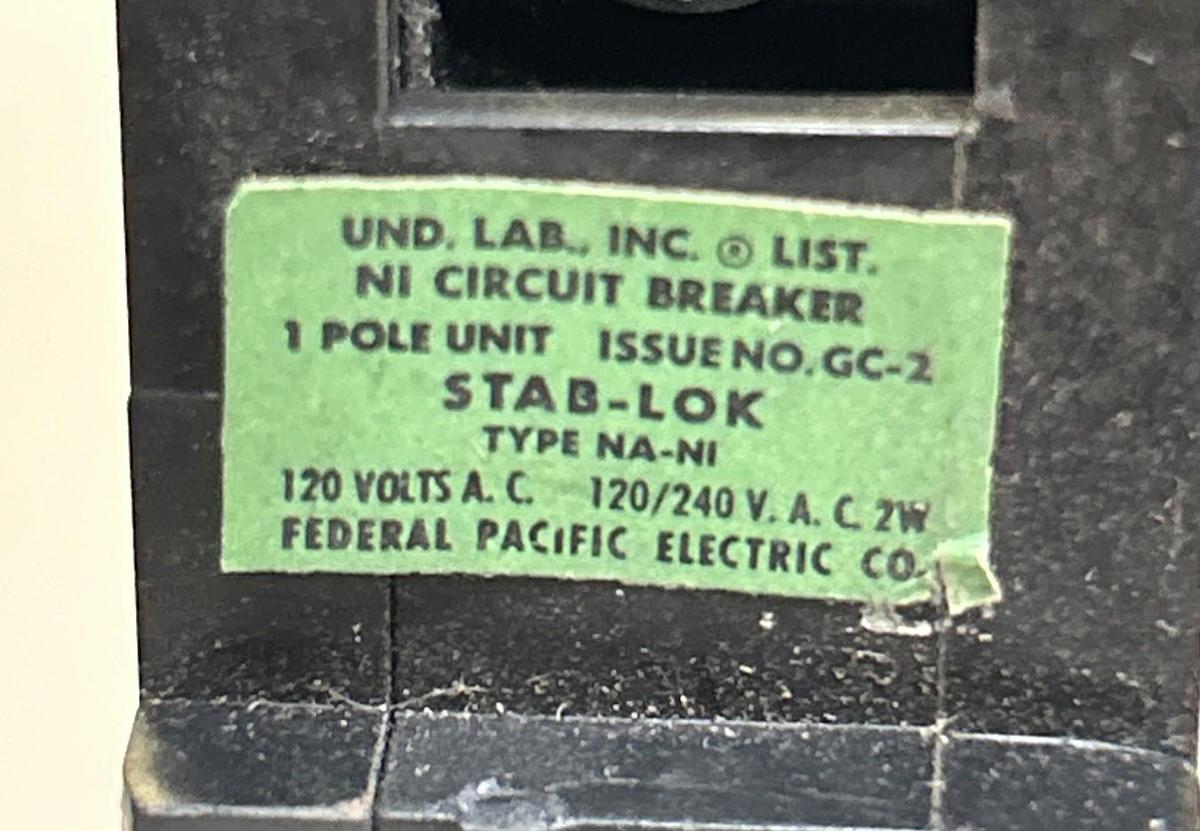 Used FEDERAL PACIFIC,NA-NI120,CIRCUIT BREAKER 20A 120/240V 1P LOT OF 5