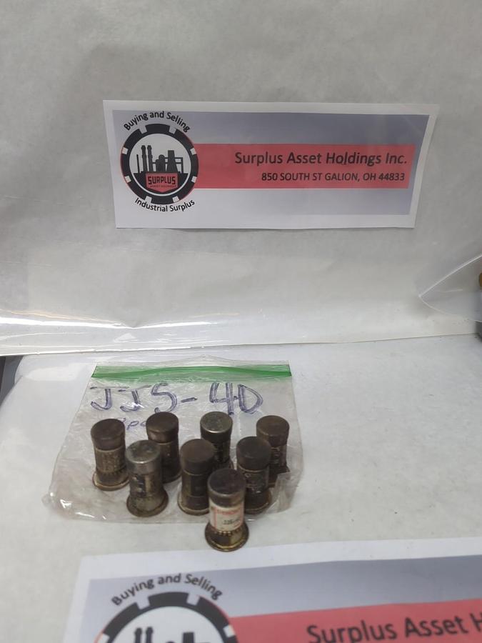 Used COOPER BUSSMANN,JJS-4,T-TRON 4 AMP FUSE LOT OF 8 PRE-OWNED