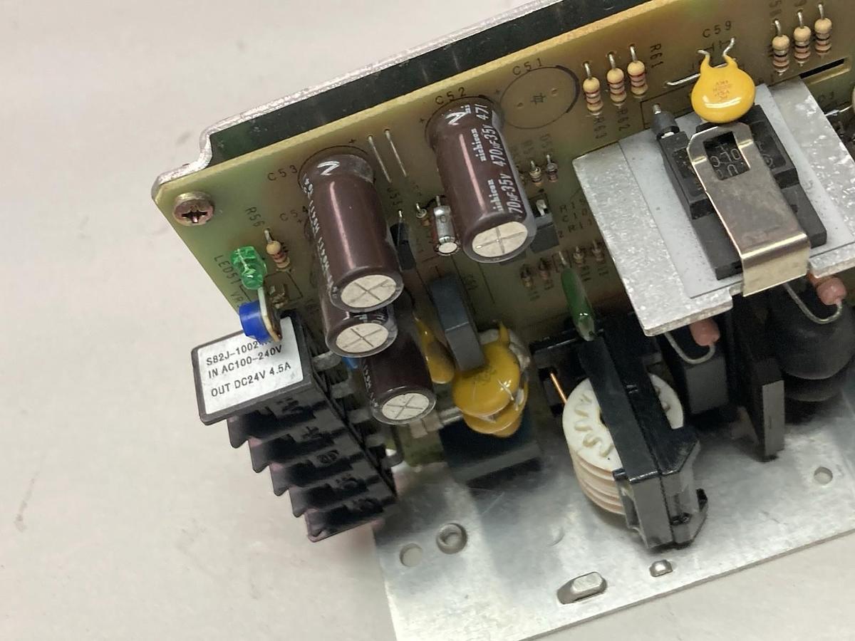 Used Omron,S82J-10024A,Power Supply 100-240V 50/60Hz 2.5A