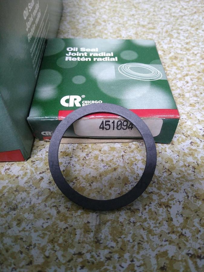 Used SKF Chicago Rawhide,451094,Oil Seal  Lot of 10 NOS