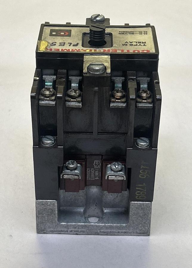 Used CUTLER-HAMMER,D26MB,RELAY