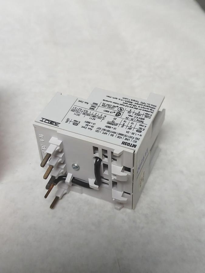 JOSLYN CLARK,MT03H,OVERLOAD RELAY AGUT 35-2A 660V NOS