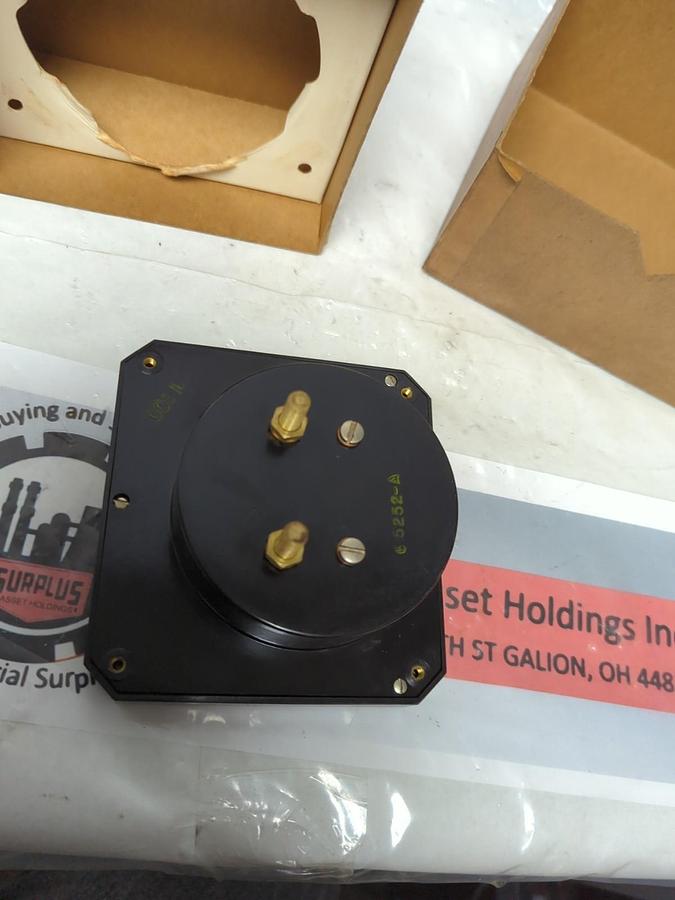 CLARK FPM,0-75,PRESSURE GAUGE NOS