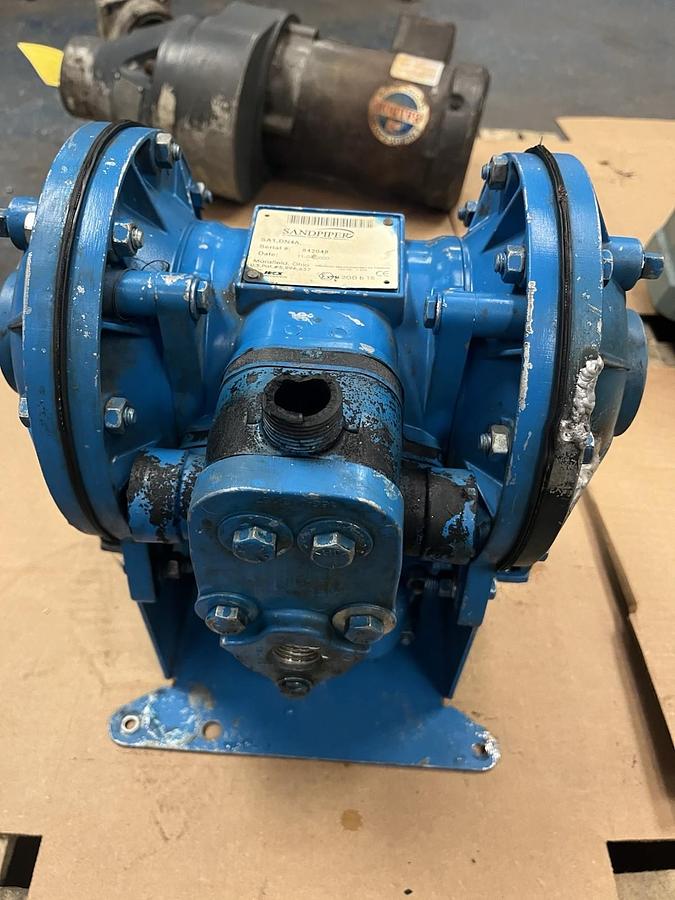 Used WARREN RUPP,SA1-DN4A,SANDPIPER 1" DOUBLE DIAPHRAGM PUMP