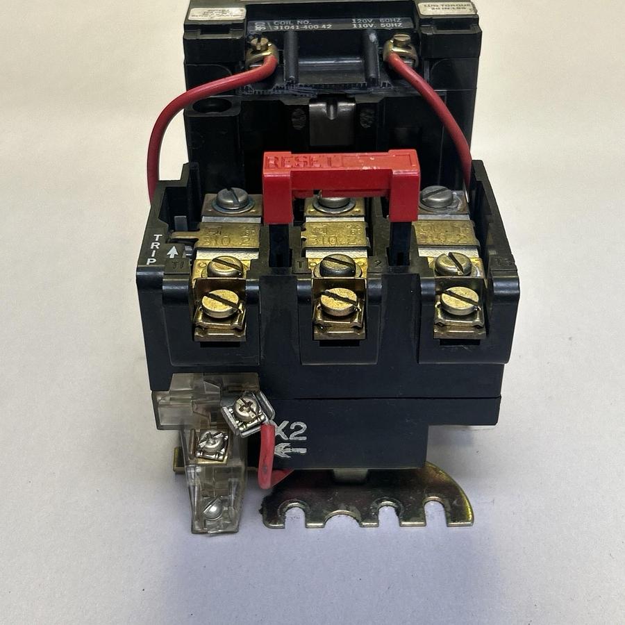 Used SQUARE D,8536SB02,MAGNETIC MOTOR STARTER SIZE 0