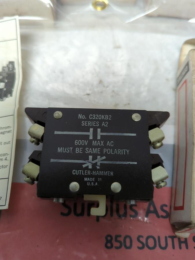 CUTLER HAMMER,C320KB2,AUXILIARY CONTACT LOT OF 4 NOS