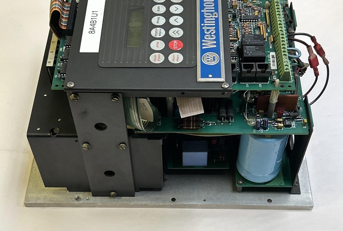 Used WESTINGHOUSE,1100-460-002-C-N-F00,FLUX VECTOR DRIVE