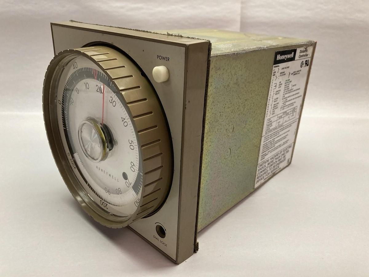 Used Honeywell,24001952-001,Dialatrol Controller Range 0-200 Rev A