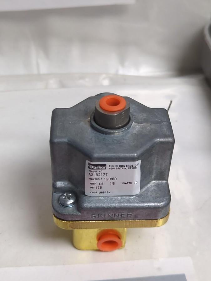 PARKER,A3LB2177,SOLENOID VALVE 175 PSI 120V 50 HZ 10 WATT 1/8 ORIF NOS