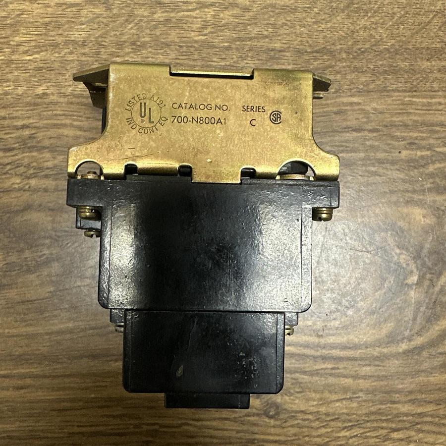 Used Allen Bradley,700-N800A1,Ser C Control Relay