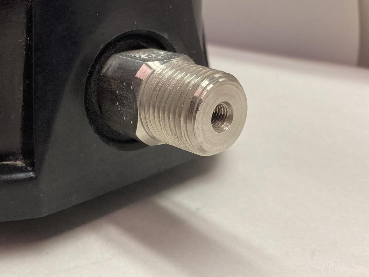 Used USG Solfrunt,0-200 PSI,Pressure Gauge Liquid-Filled 1/4 Inch
