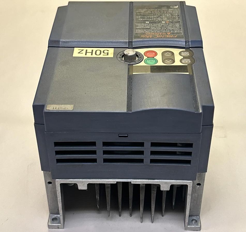 Used FUJI ELECTRIC,FRN3.7C1S-2MO1,INVERTER DRIVE