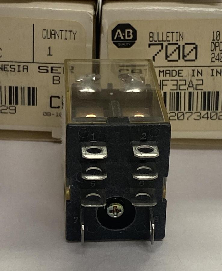 ALLEN BRADLEY,700-HF32A2,SER A / B GENERAL PURPOSE RELAY LOT OF 4 NEW