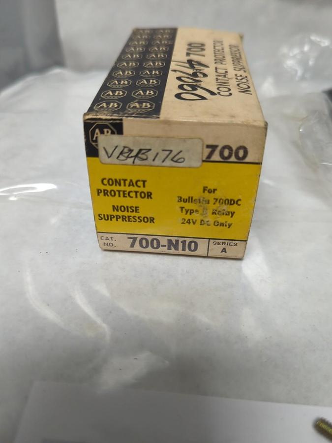 ALLEN BRADLEY,700-N10,SERIES A CONTACT PROTECTOR NOS