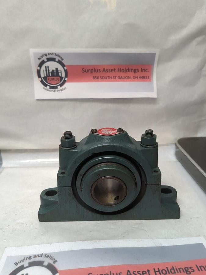 Used DODGE,023173,SPLIT PILLOW BLOCK 2-BOLT BASE 1-11/16 INCH BORE PRE-OWNED