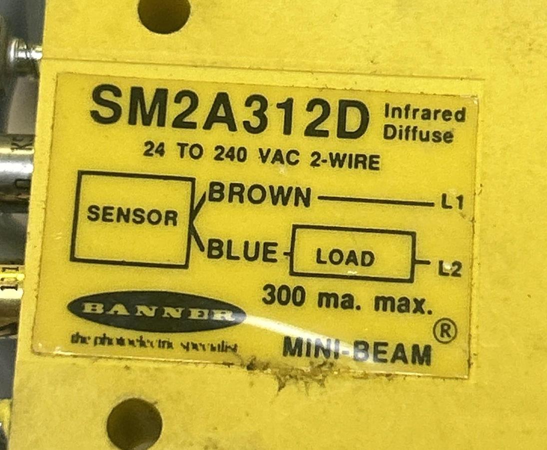 Used BANNER,SM2A312D,PHOTOELECTRIC SENSOR