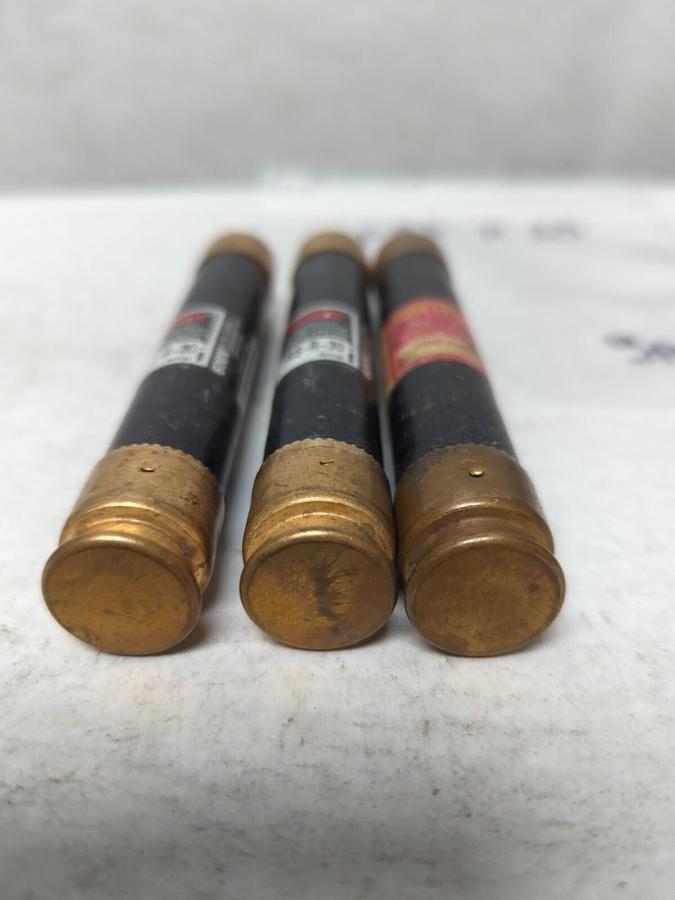 Used COOPER BUSSMANN,FRS-R-30,FUSETRON 30 AMP FUSE LOT OF 3 PRE-OWNED