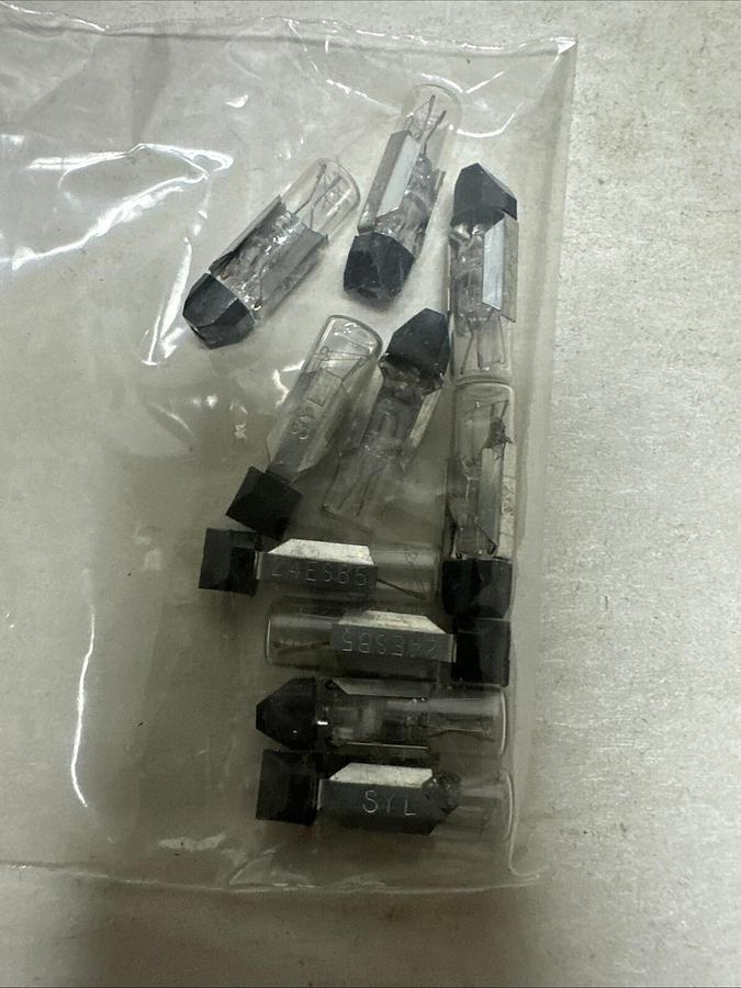 Used Chicago Mini Lamp,24ESB,Bulbs NEW