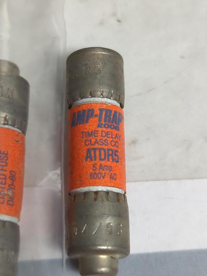 Used GOULD SHAWMUT,ATDR5,AMP-TRAP 5 AMP FUSE LOT OF 6 NOS
