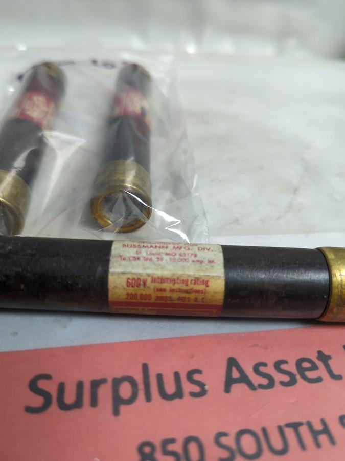 Used COOPER BUSSMANN,FRS6-1/4,FUSETRON FUSE 6-1/4 AMP LOT OF 3 PRE-OWNED