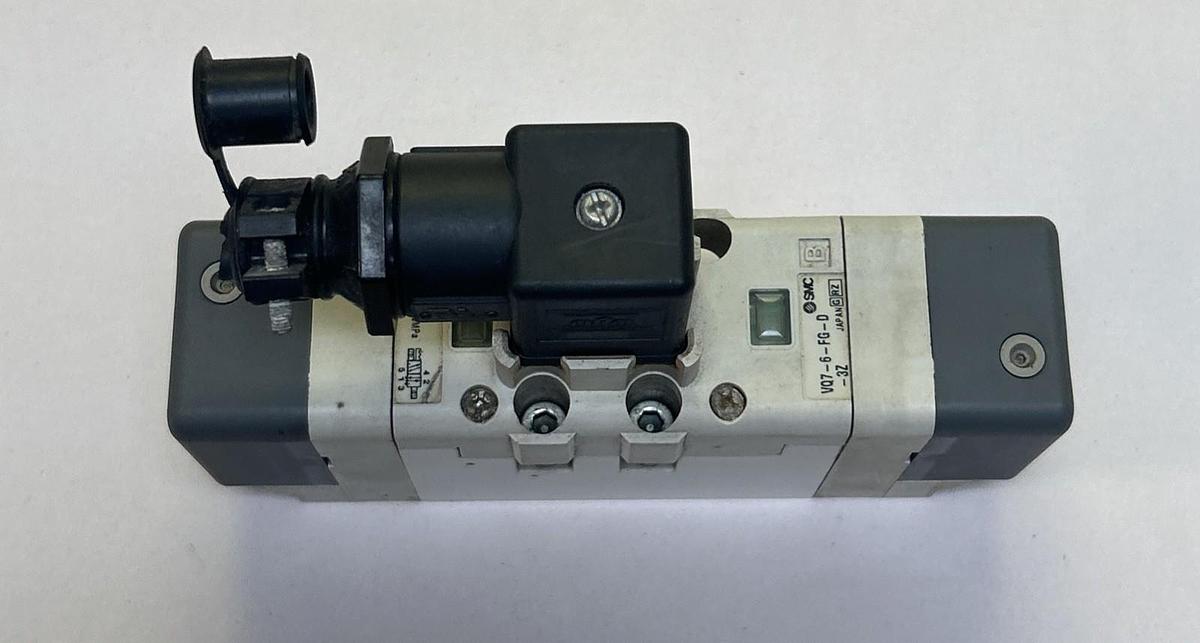 Used SMC,VQ7-6-FG-D,SOLENOID VALVE