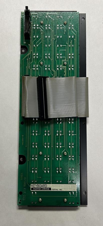 Used FUJITSU,N860-3112-T001,KEYBOARD