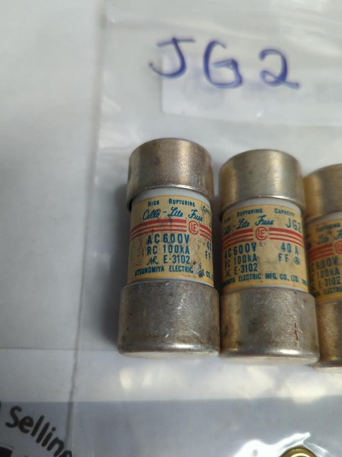 Used UTSUNOMIYA ELECTRIC,JG2,HIGH RUPTURING FUSE 40 AMP LOT OF 3 PRE-OWNED
