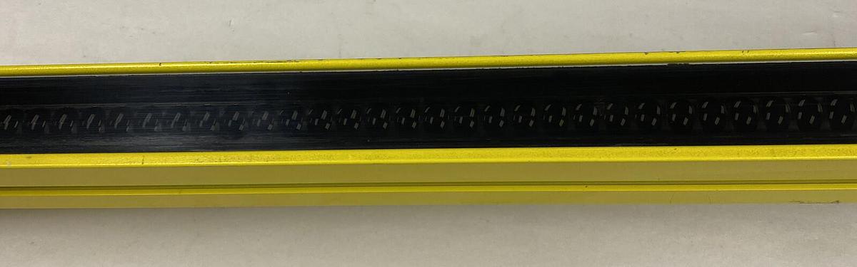 Used Sick,C4000 C40S-1203CA010,Light Curtain Sender