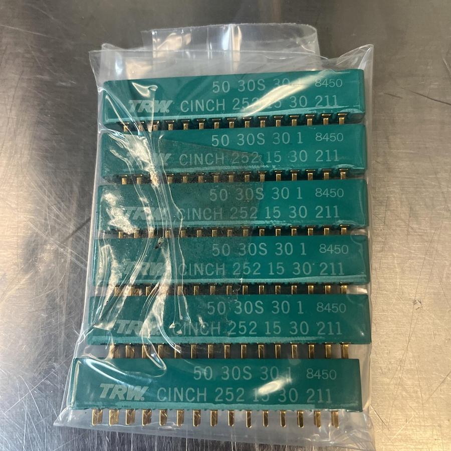 TRW,50-30S-30-1-252-15-30-211,CINCH CARD CONNECTORS LOT 0F 6