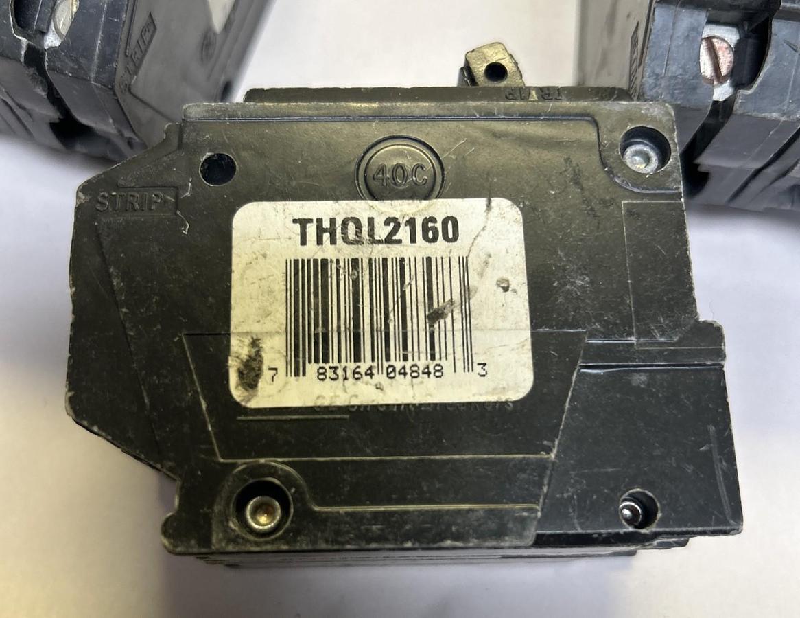 Used GENERAL ELECTRIC,THQL2160,CIRCUIT BREAKER 60A 120/240V 2P LOT OF 4