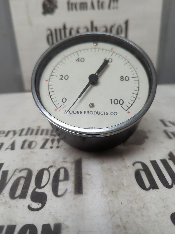 MOORE PRODUCTS,NA,3-1/2 IN 0-100 PSI 1/4 IN NPT PRESSURE GAUGE NOS