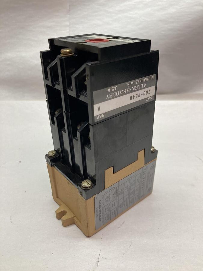 Used Allen-Bradley,700-P400A1,AC Relay Type P Ser B