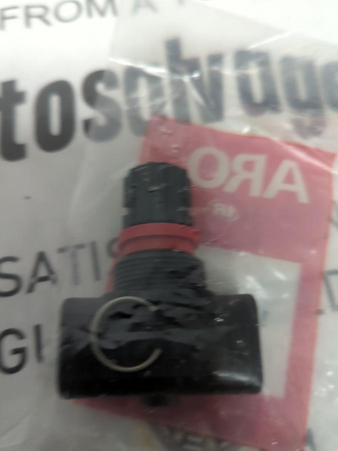 INGERSOLL RAND,104104-N02,1/4 INCH NEEDLE VALVE NEW