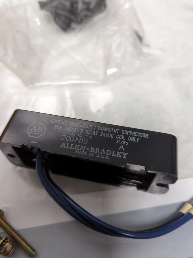 ALLEN BRADLEY,700-N10,SERIES A CONTACT PROTECTOR NOS
