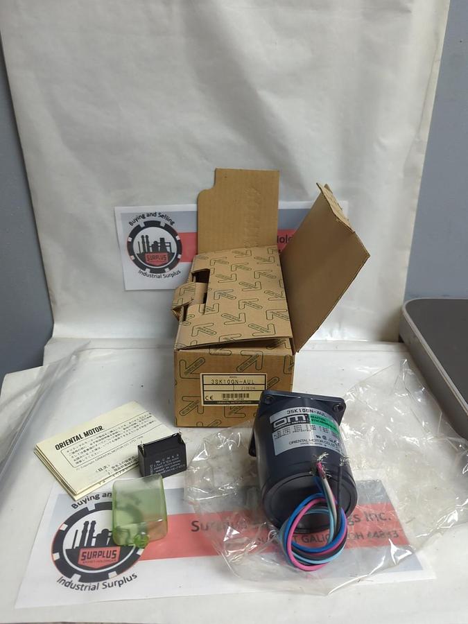 ORIENTAL MOTOR,3SK10GN-AUL,REACTION SYNCHRONOUS MOTOR 210E04 NOS