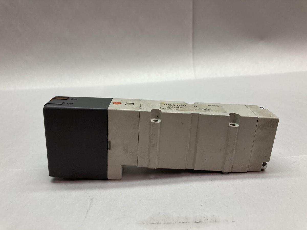 Used SMC,VQ4100-5,Solenoid Valve 1.0MPa
