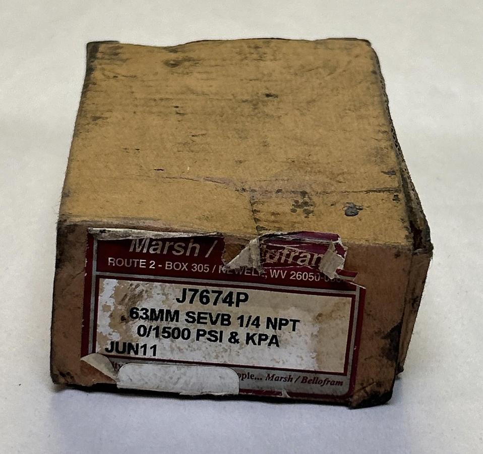 MARSH,J7674P,PRESSURE GAUGE 0-1500 PSI 1/4" NPT NOS