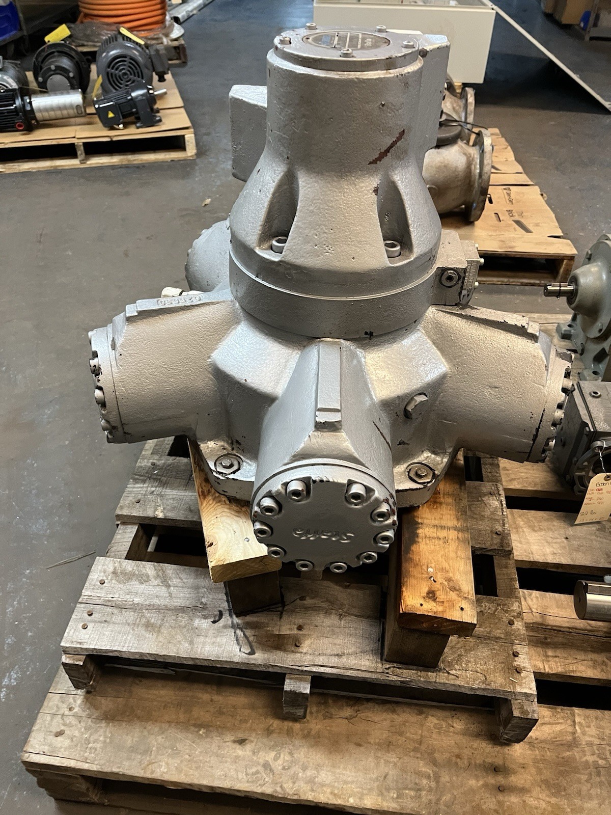 Used VICKERS,HM/C200Z/170110/F/C3/11/PL231,RADIAL PISTON HYDRAULIC MOTOR